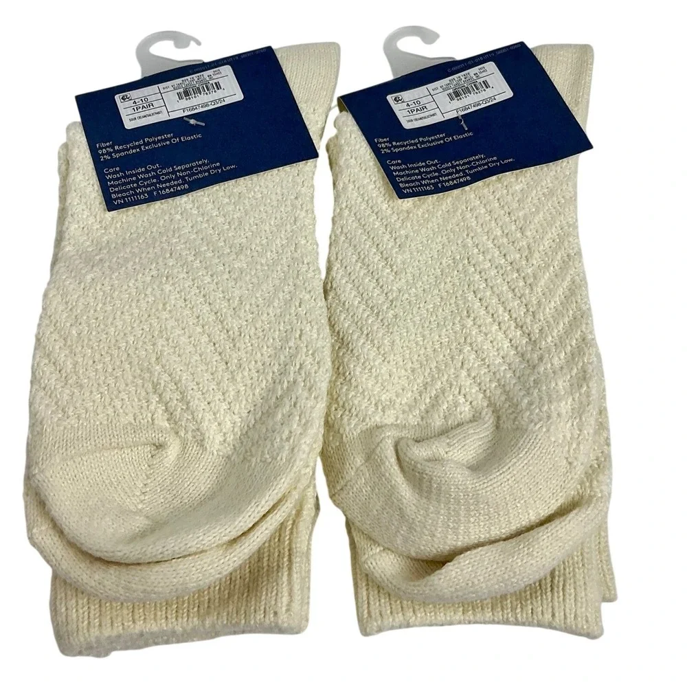 2 Pairs Universal Thread‎ Crew Boot Socks Women's 4-10 Beige Textured Super Soft